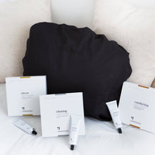 Afbeelding in Gallery-weergave laden, Beauty Sleep Cover