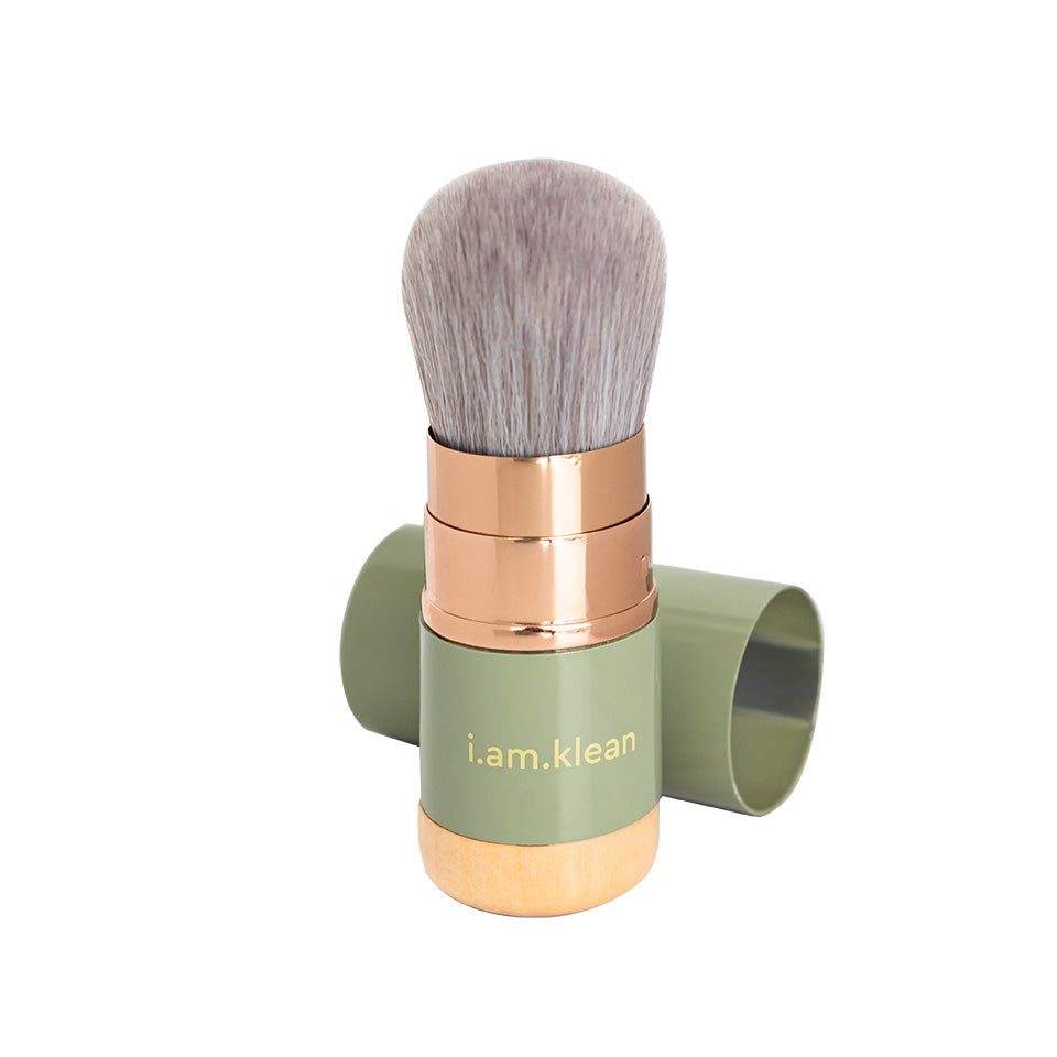 Retractable Kabuki Brush